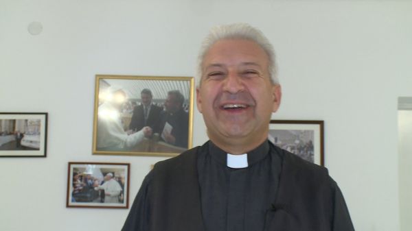Imapercek Henczel Szabolcs plébánossal