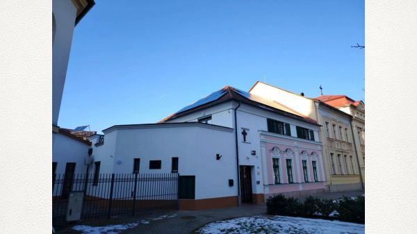 Befejeződött a kapuvári Szent Anna Plébánia felújítása