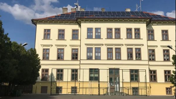  Eredményes volt az elsősök beiratkozása - riport Horváth László igazgatóval