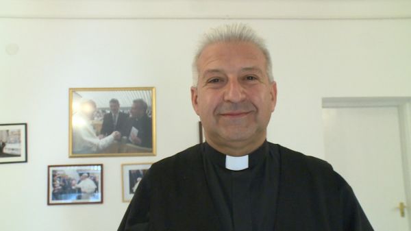  Imapercek Henczel Szabolcs beledi plébánossal