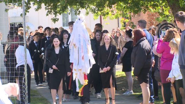 Ballagás a csornai Kossuth Lajos Szakképző Iskolában